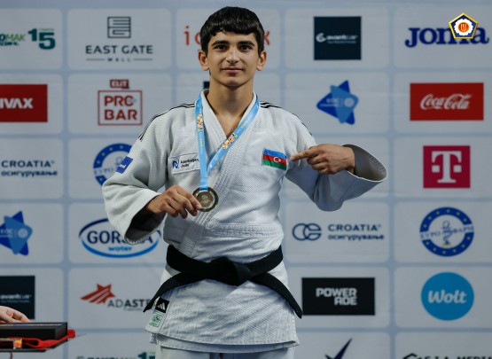 Rza Xəlilli: &ldquo;Azərbaycan bayrağının qaldırılması mənim üçün unudulmaz anlarla yadda qaldı&rdquo; &nbsp;